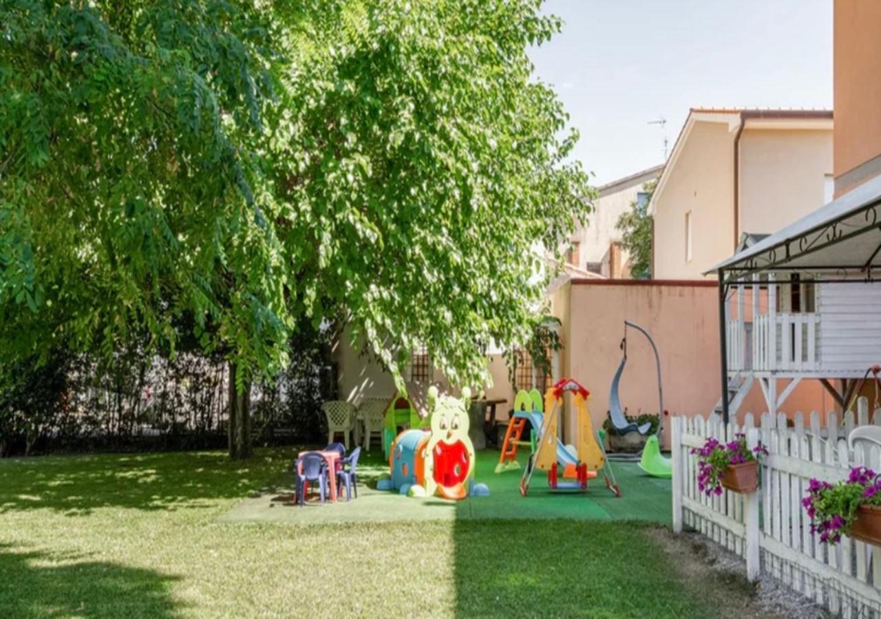 La Meria Di Maria La Terrazza Marina di Grosseto Exterior foto